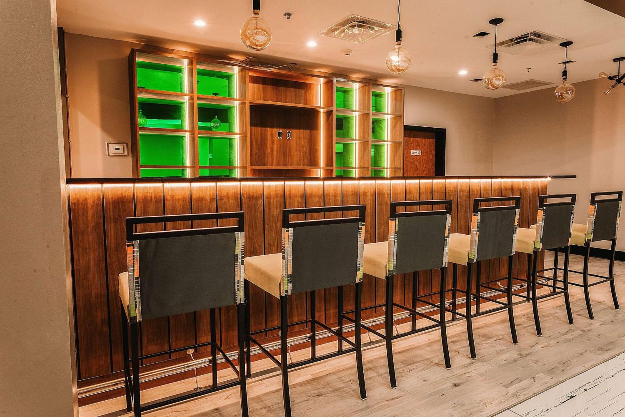 威廉斯堡布希花园区温德姆酒店&度假村 外观 照片